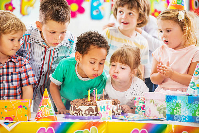 Aluguel de Local para Festa Infantil com Brinquedos Jardim Rossin - Local para Festa de Aniversário Infantil